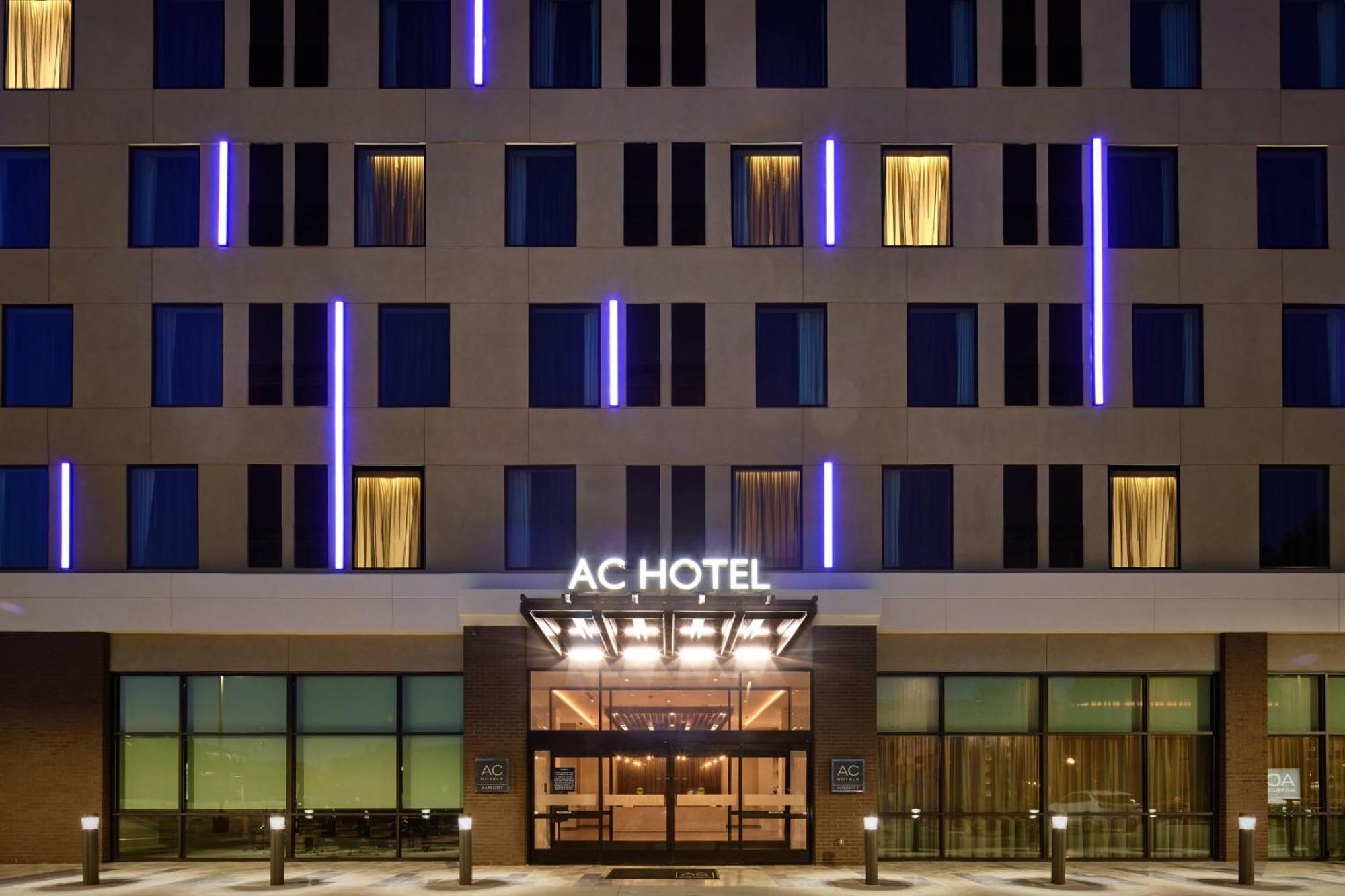 Ac Hotel By Marriott Columbus Downtown Exterior foto